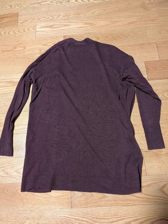 Reitmans R Essentials Burgundy Cardigan - Picture 3 of 3